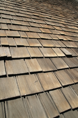 b2ap3_thumbnail_roof-wood-shingles.jpg
